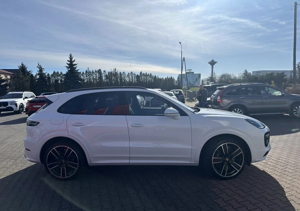 Porsche Cayenne cena 692000 przebieg: 46151, rok produkcji 2022 z Syców małe 529